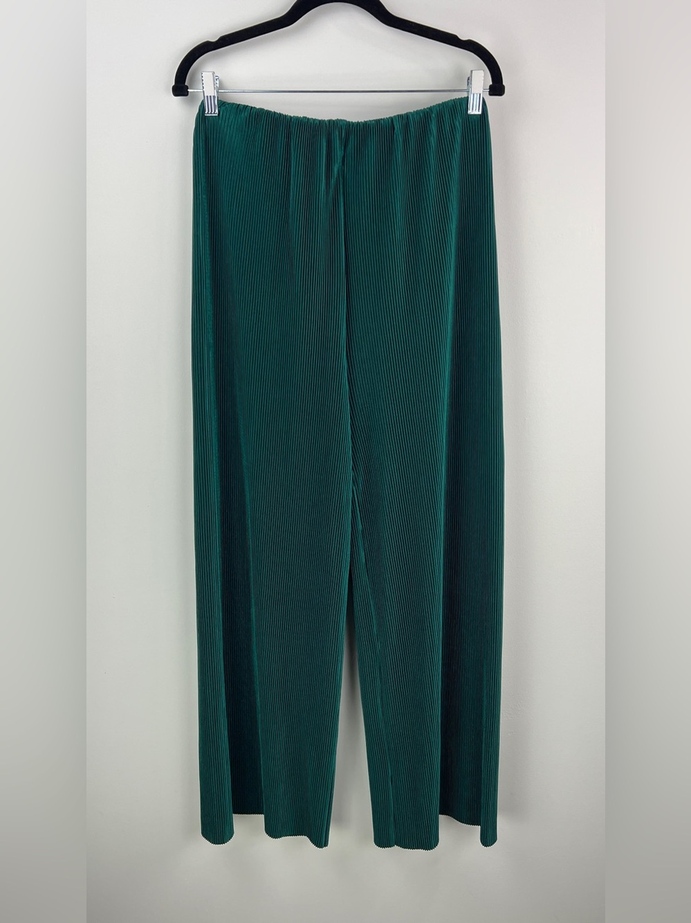 💚 3952. Umgee Emerald Green Wide-Leg Plisse Pants